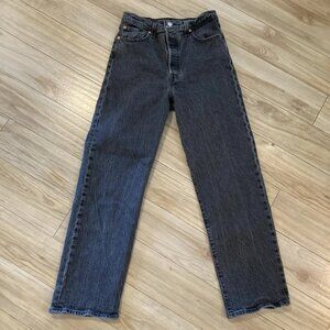 Levi’s Ribcage Ankle Jeans